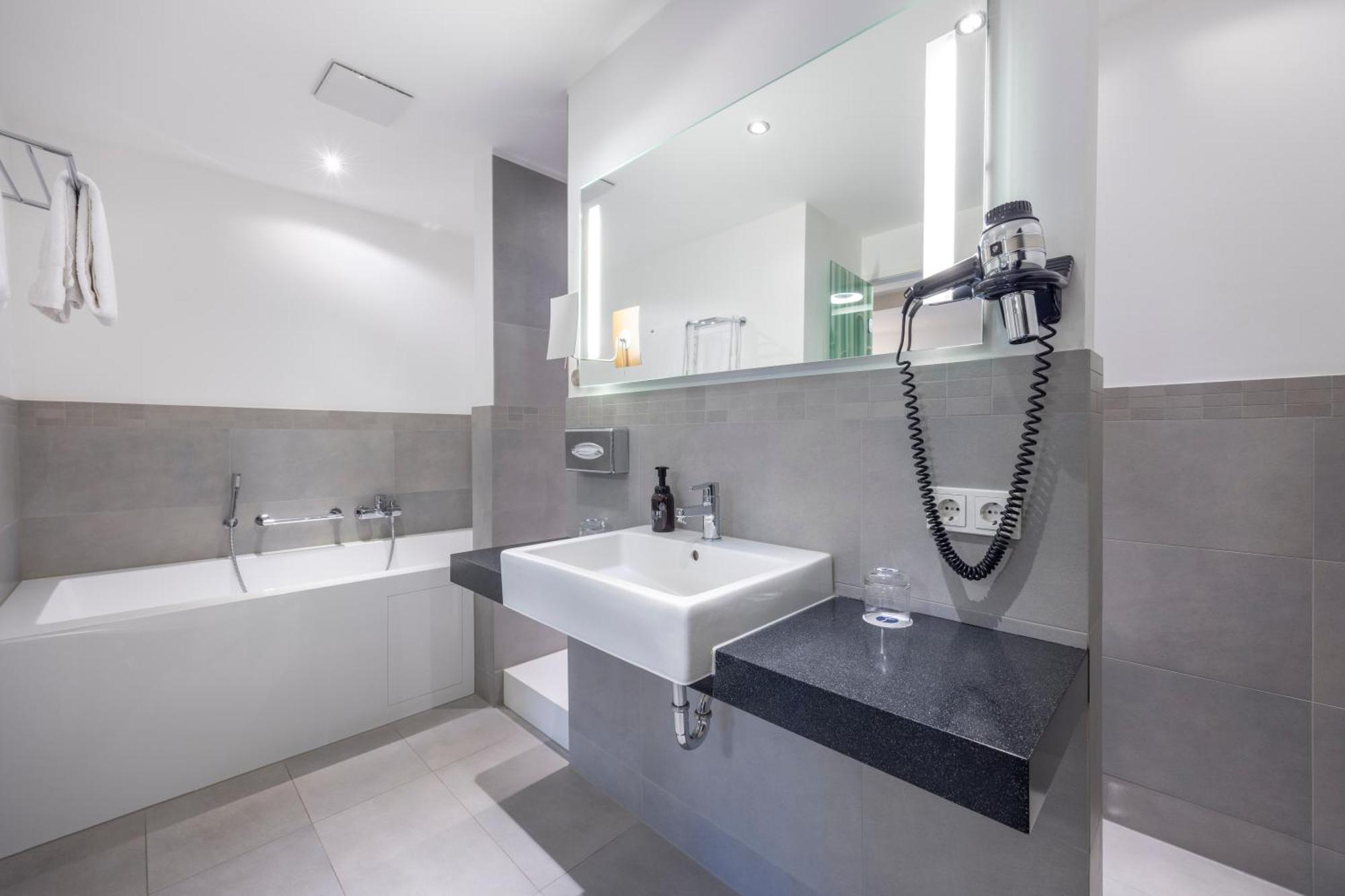 Fletcher Waldhotel Nordrhein-Westfalen Heiligenhaus Dış mekan fotoğraf